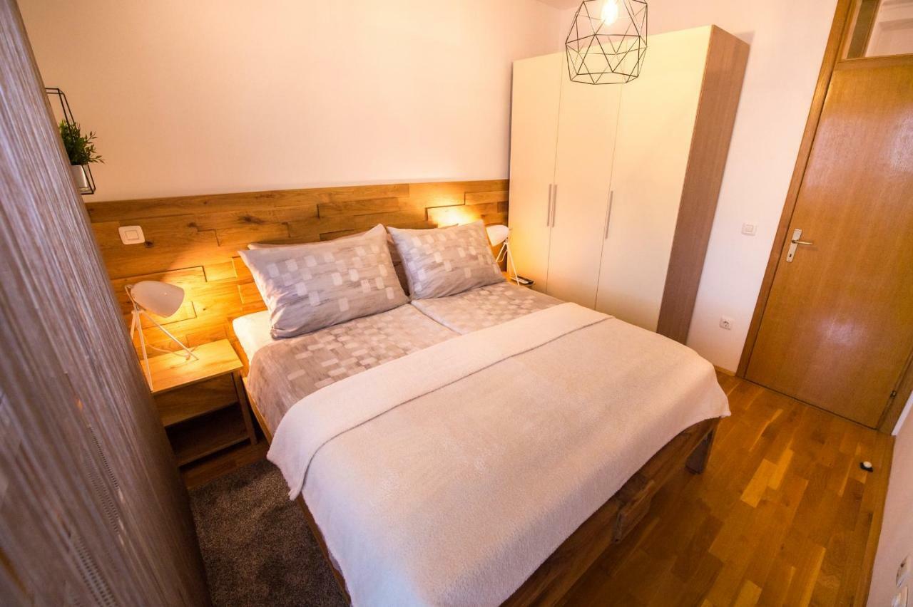 Apartment Lamar - Entry With Pin 0 - 24H, Underground Parking Garage, Elevator Bród Kültér fotó
