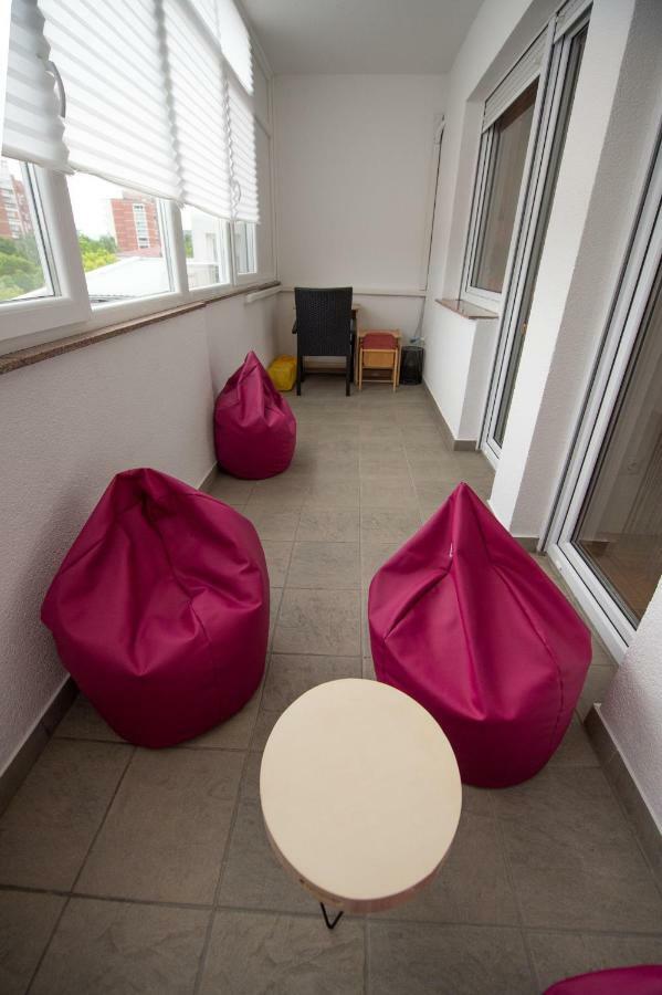 Apartment Lamar - Entry With Pin 0 - 24H, Underground Parking Garage, Elevator Bród Kültér fotó