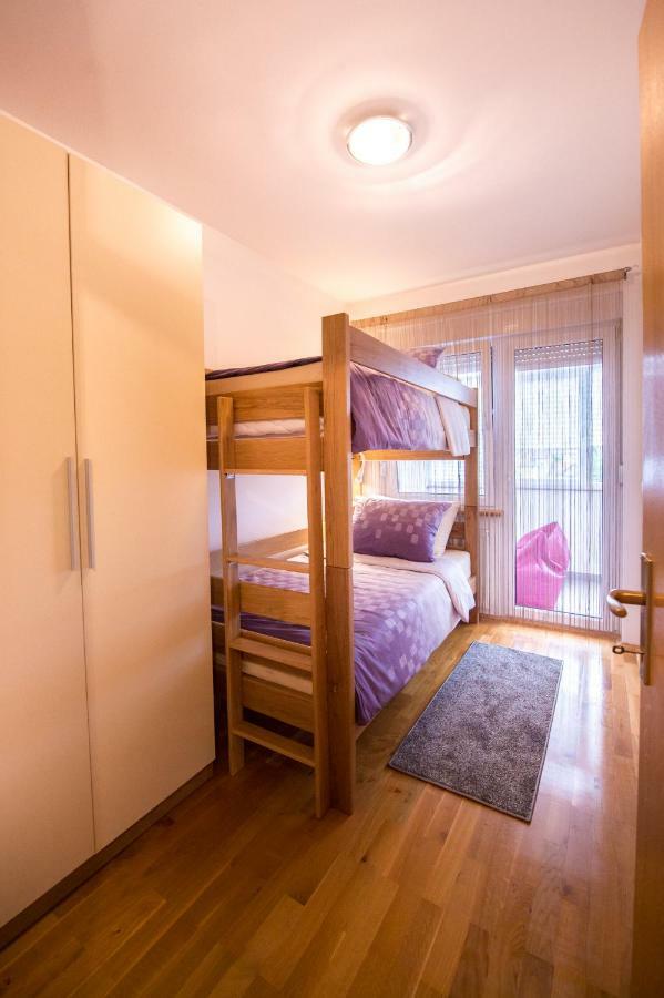 Apartment Lamar - Entry With Pin 0 - 24H, Underground Parking Garage, Elevator Bród Kültér fotó